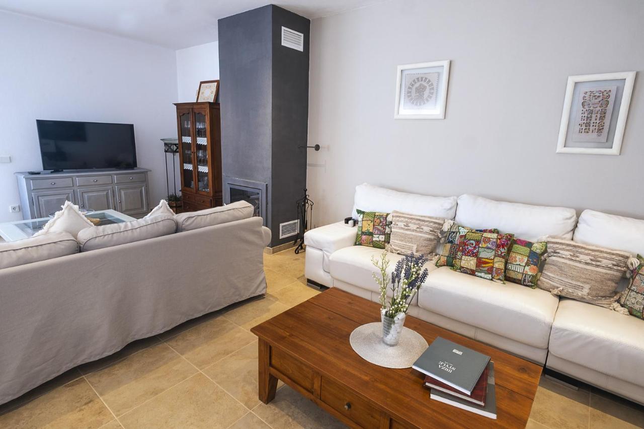 סנט לורנס דה בלפיה Villa Raco De Sa Vinyeta מראה חיצוני תמונה